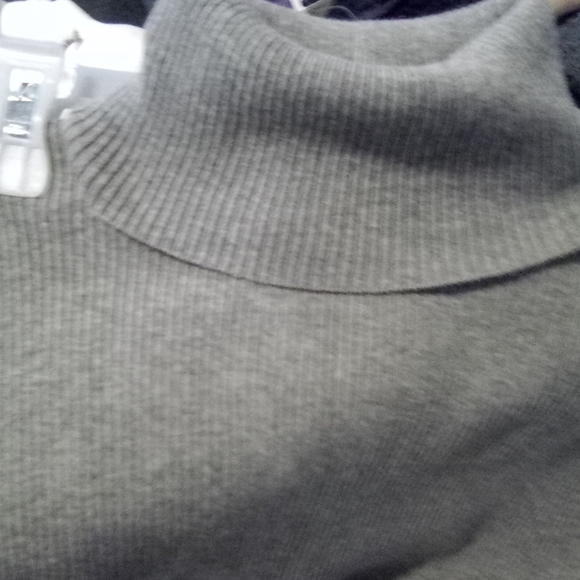 Style & Co Heather Grey Turtle Neck Sweater NWT - Picture 7 of 15